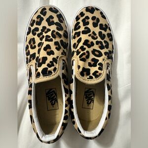 Leopard Youth Vans